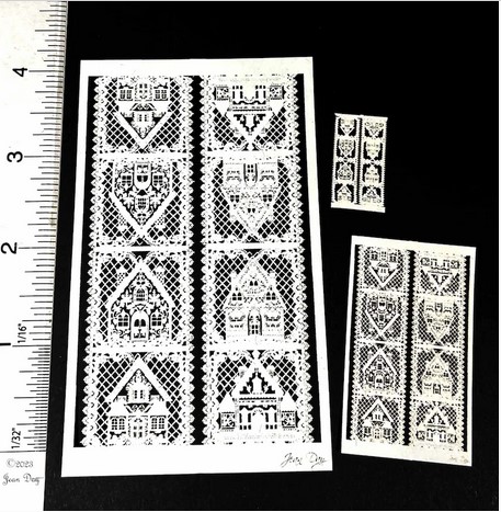 Gingerbread House Lace Runners PL247 Q